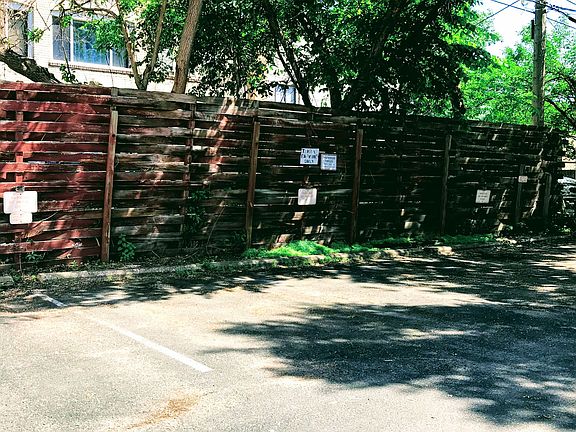4th image of 2725 Humboldt Ave S APT 101