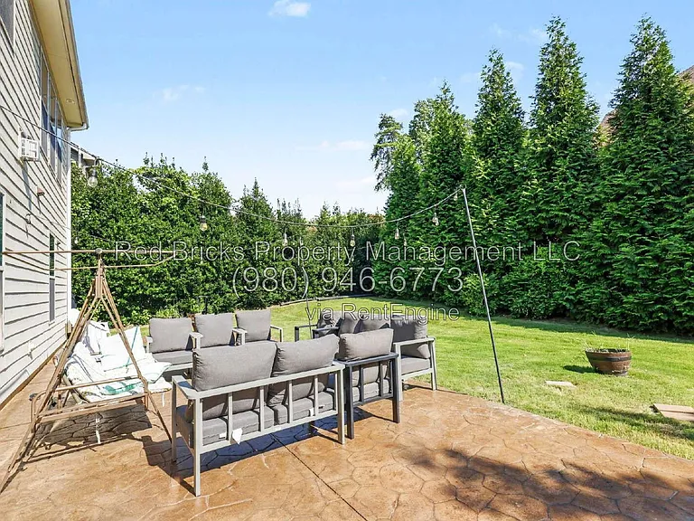 747 Coralbell Way — Photo 38
