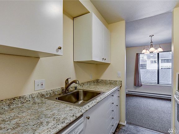 4th image of 11727 93rd Ave NE APT 4