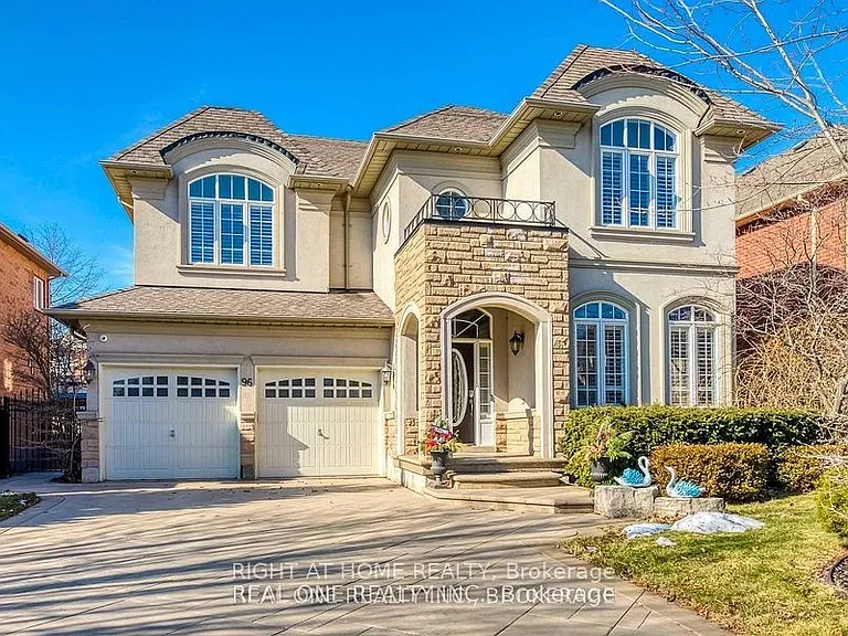 96 Spring Azure Cres — Photo 1
