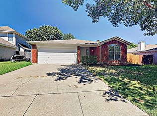6514 Spitfire Dr, Arlington, TX 76001