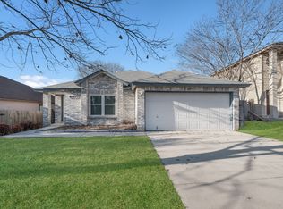 8007 Chestnut Gate Dr, Converse, TX 78109