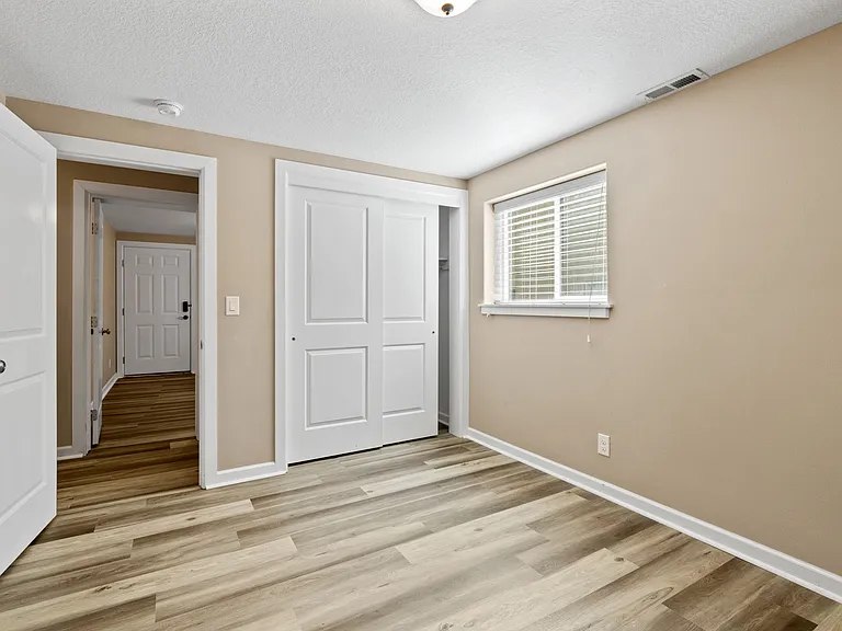 1216 Spruce St — Photo 24