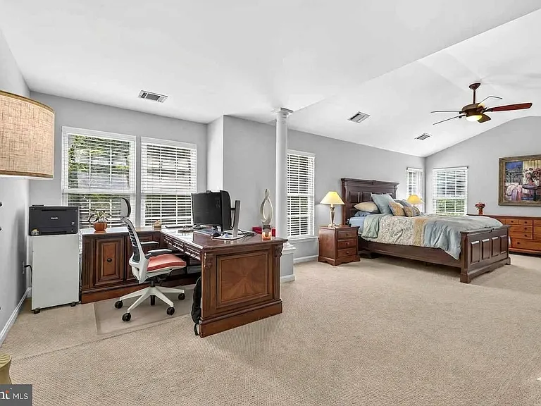 8147 Cancun Ct — Photo 24