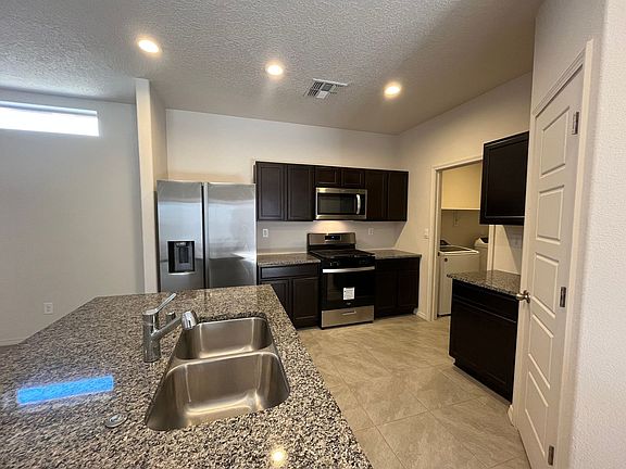 5th image of 1864 Villa Contesa Loop NW