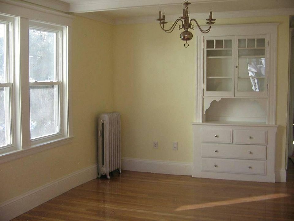 2nd image of 68-70 Waban St