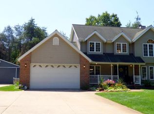 31805 Sunrise Ave, Dowagiac, MI 49047