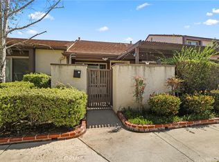 24662 Golfview Dr, Santa Clarita, CA 91355