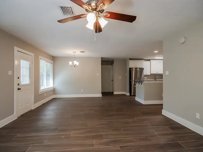 18154 Windy Oaks Ct — Photo 5