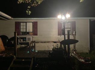 1101 NE 247th St, Lawtey, FL 32058