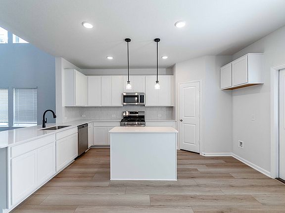 7th image of this home