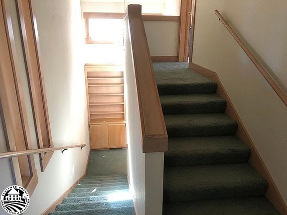 4th image of 822 Bret Harte Dr