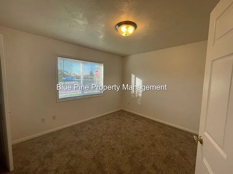 139 Stockham Blvd #2 — Photo 7