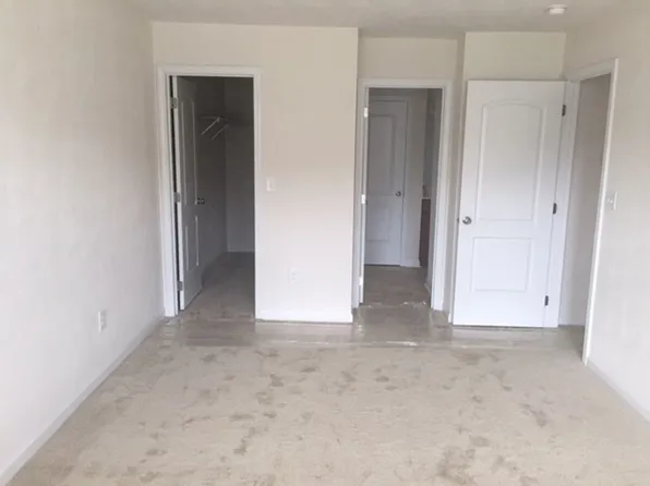 1475 Kensington Way, Christiansburg, VA 24073