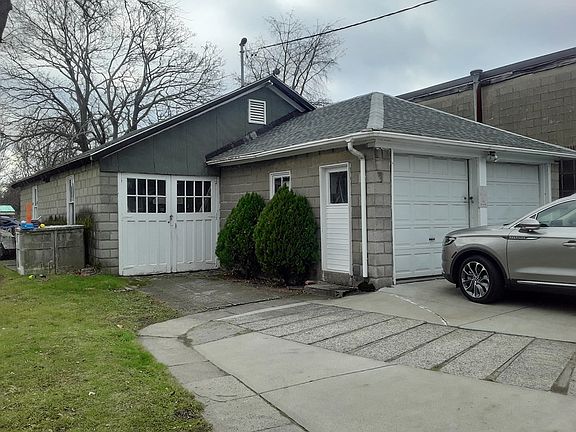 2nd image of 339-343 Waterman Ave