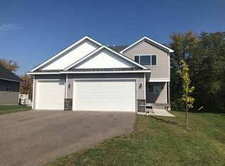 29407 Wildwood Rd, Chisago City, MN 55013