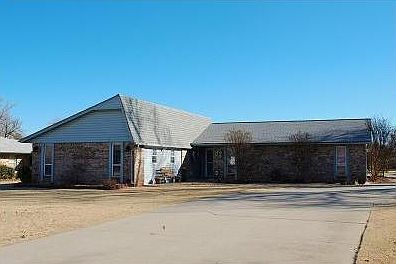 1st image of 3708 SE Epperly Dr