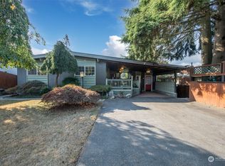 9221 10th Ave SW, Seattle, WA 98106