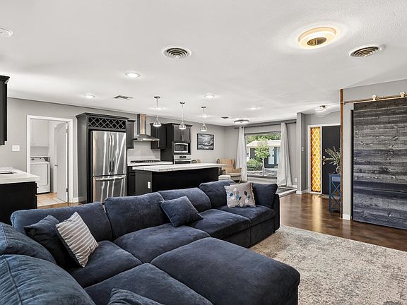 5th image of 11022 Burr Oak Drive