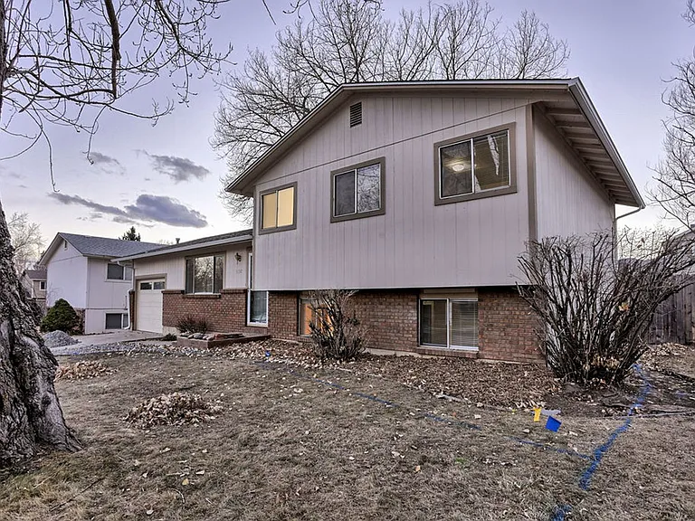 1137 Timber Ln — Photo 6