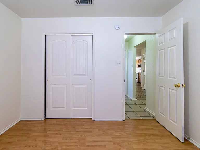 1203 Fox Creek Dr — Photo 26