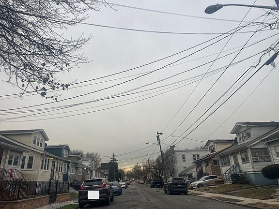 4th image of 306 Isabella Ave