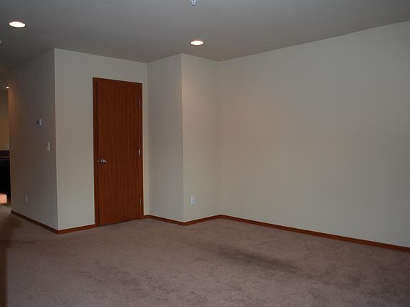 4th image of 17827 79th Avenue Ct E