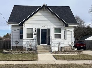 1728 29th St, Two Rivers, WI 54241