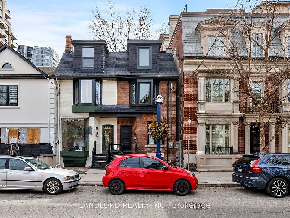 1st image of 107A Scollard St