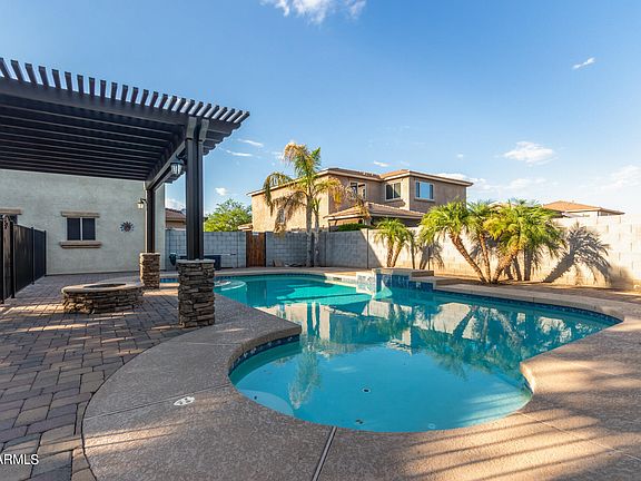 3rd image of 17843 W WESTPARK Boulevard