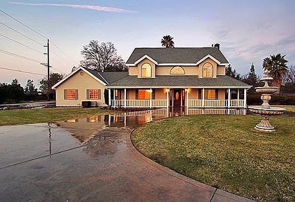 Front View From Richert Ave.