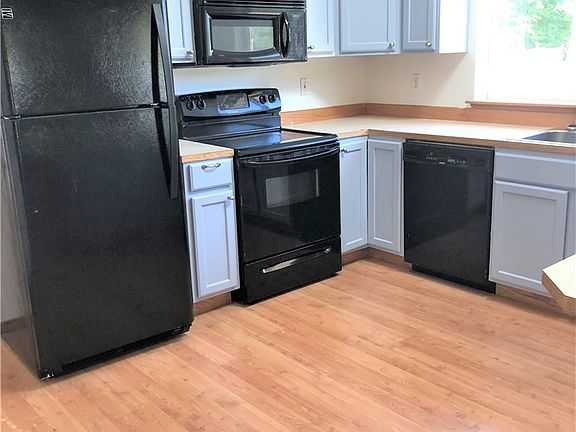 5th image of 191 Olympic View Ave NE