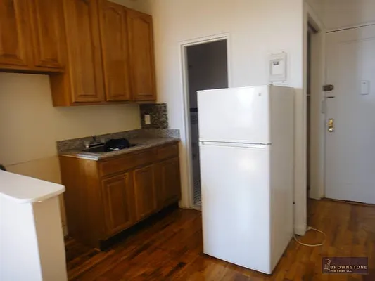 Rented by Brownstone Real Estate | media 12