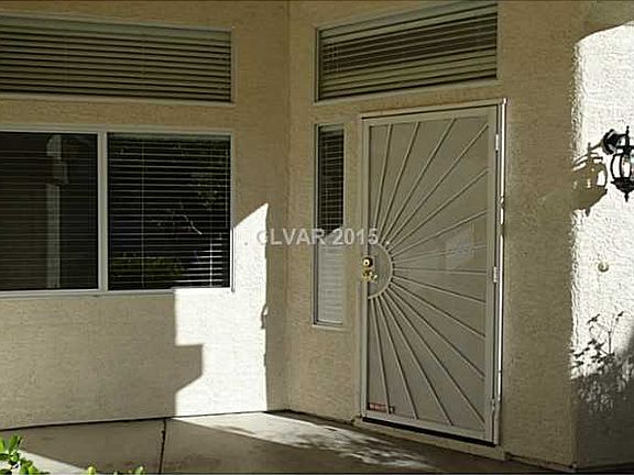 3rd image of 3742 Climbing Rose St