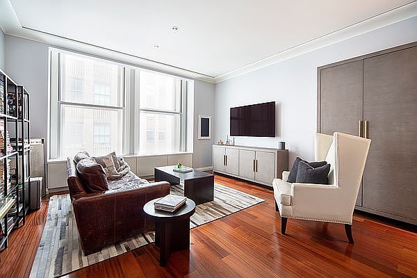 1st image of 55 Wall St APT 546