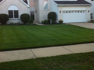 4058 Ridgewood Dr, Ypsilanti, MI 48197