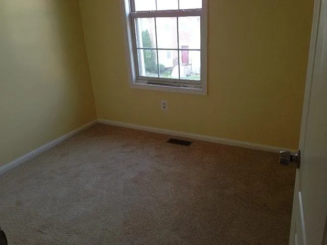 7922 Beach Plum Ln — Photo 10
