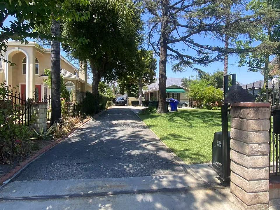 Long drive way