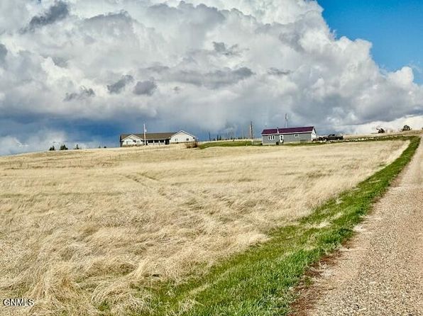 5814 133rd Ave NW, Williston, ND 58801