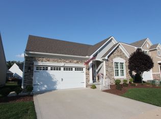 204 Side Saddle Ln, Berea, OH 44017