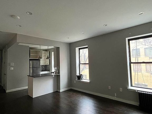 3rd image of 127 W 141st St APT 22