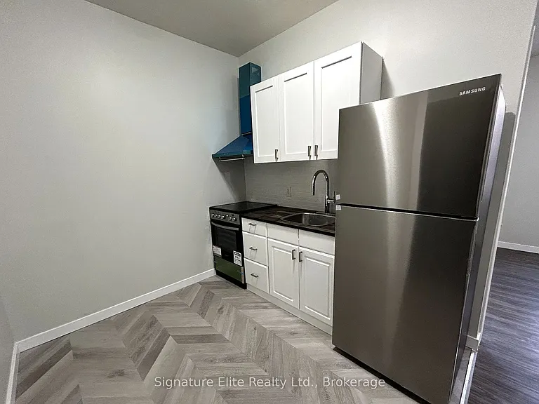 372 Darling St #5 — Photo 9