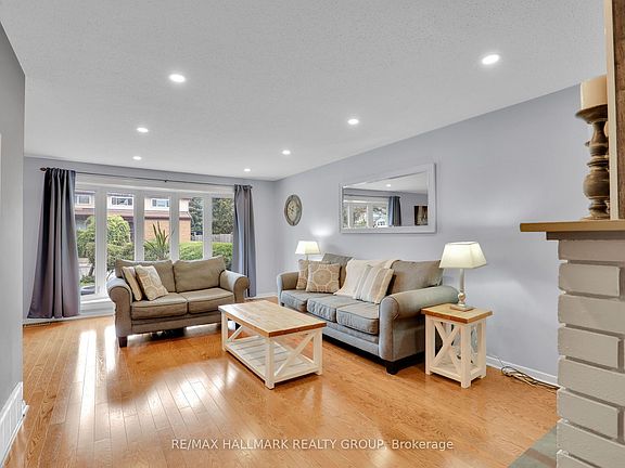 2nd image of 90 Chesterton Dr