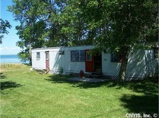 22237 Luff Shores Ln, Three Mile Bay, NY 13693