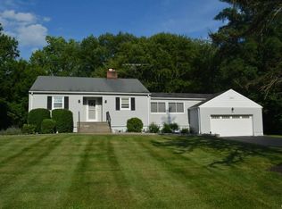 2660 Colonial St, Yorktown Heights, NY 10598