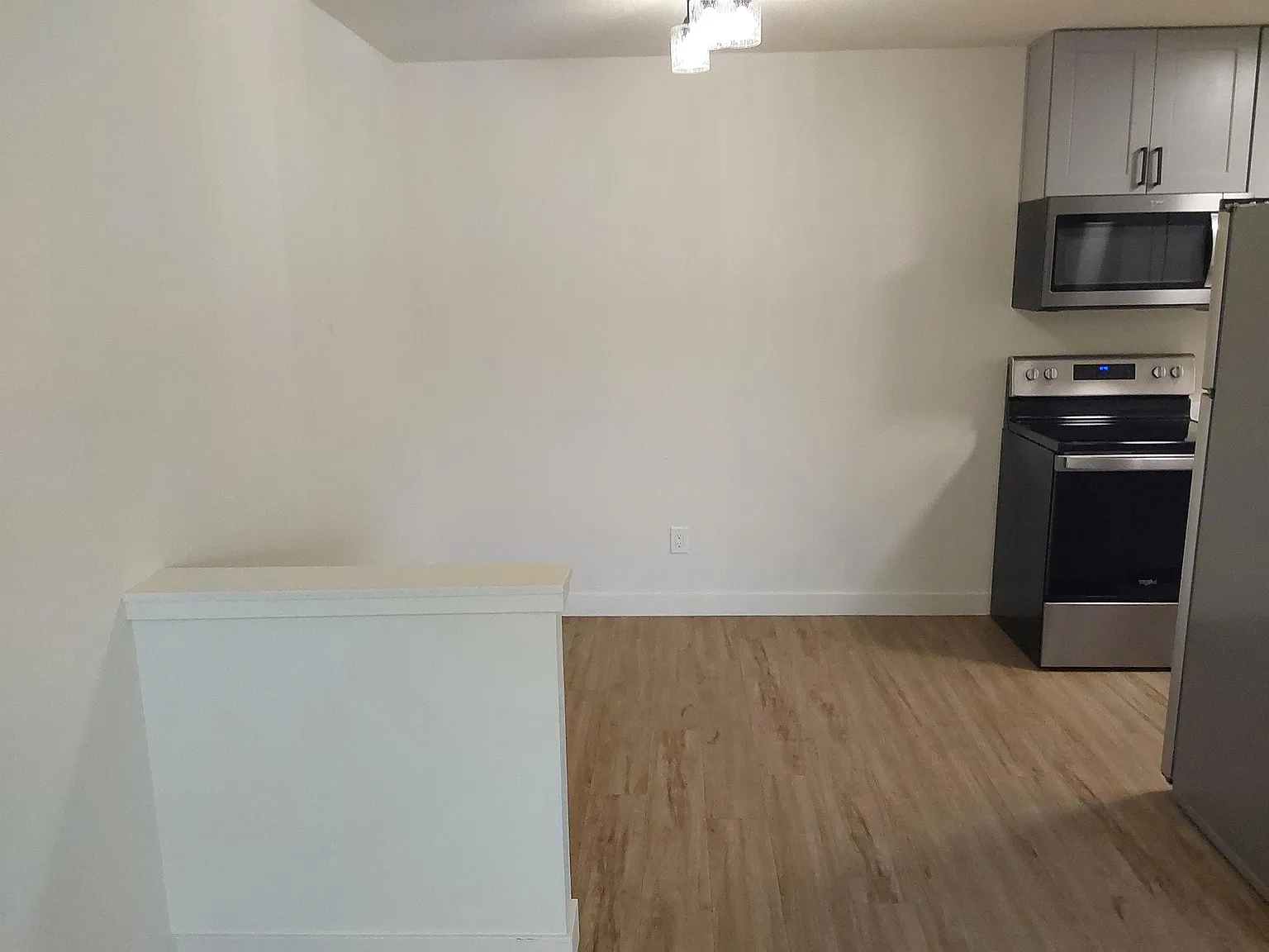 1701 Palm Drive - 3 — Photo 3