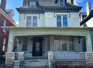 304 S 12th St APT 2, Quincy, IL 62301
