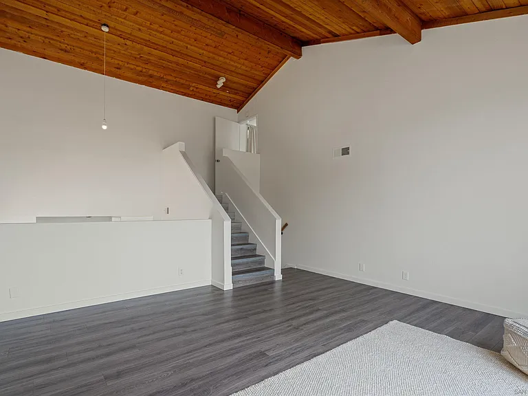 2435 Camino Del Mar — Photo 22