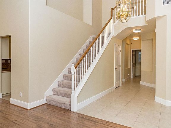 3rd image of 11716 New Albion Dr