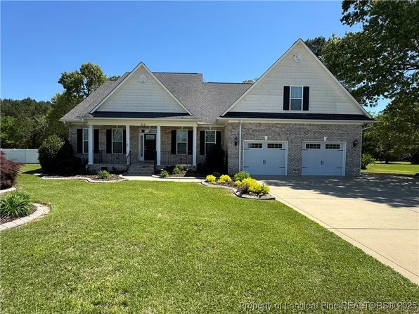 310 Cheswick Dr, Raeford, NC 28376